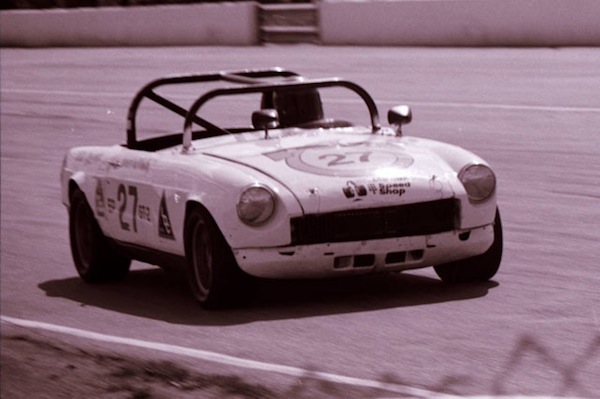 VINTAGE RACING